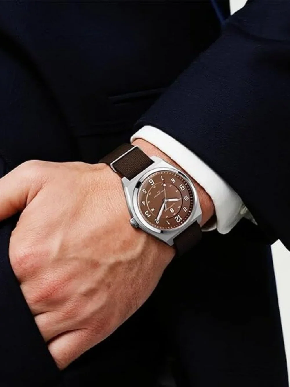 Men's Brown Strap/ Brown Face Waterproof Analog Quartz Comfortable Wrist Watch